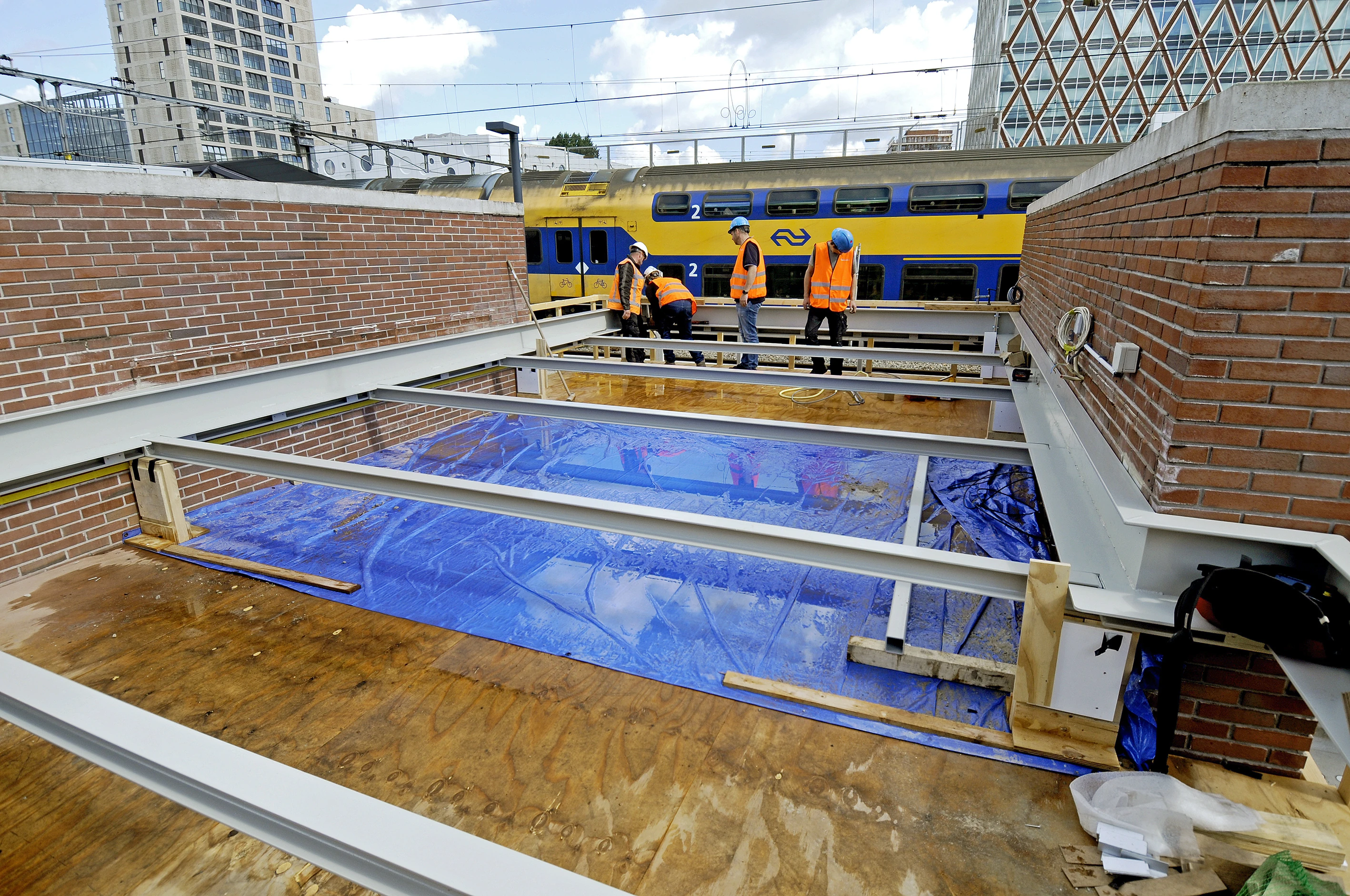 01 C Historie   NS station aan het werk